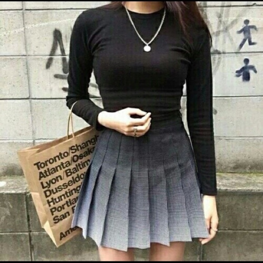 **RARE** American Apparel Black Tennis Skirt